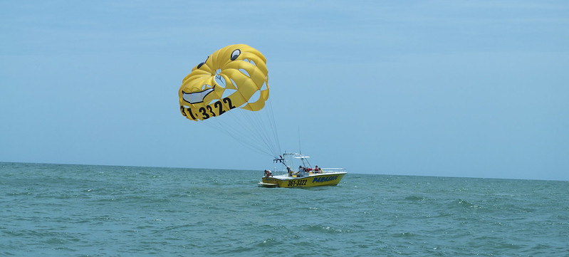 North Myrtle Beach Parasailing Guide image thumbnail