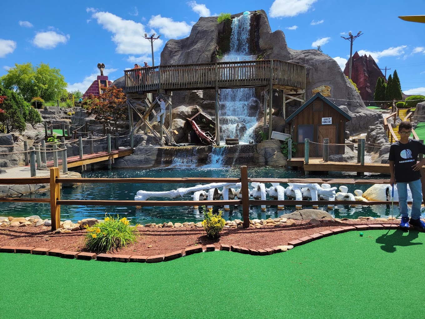 7 Best Mini Golf Courses in North Myrtle Beach image thumbnail